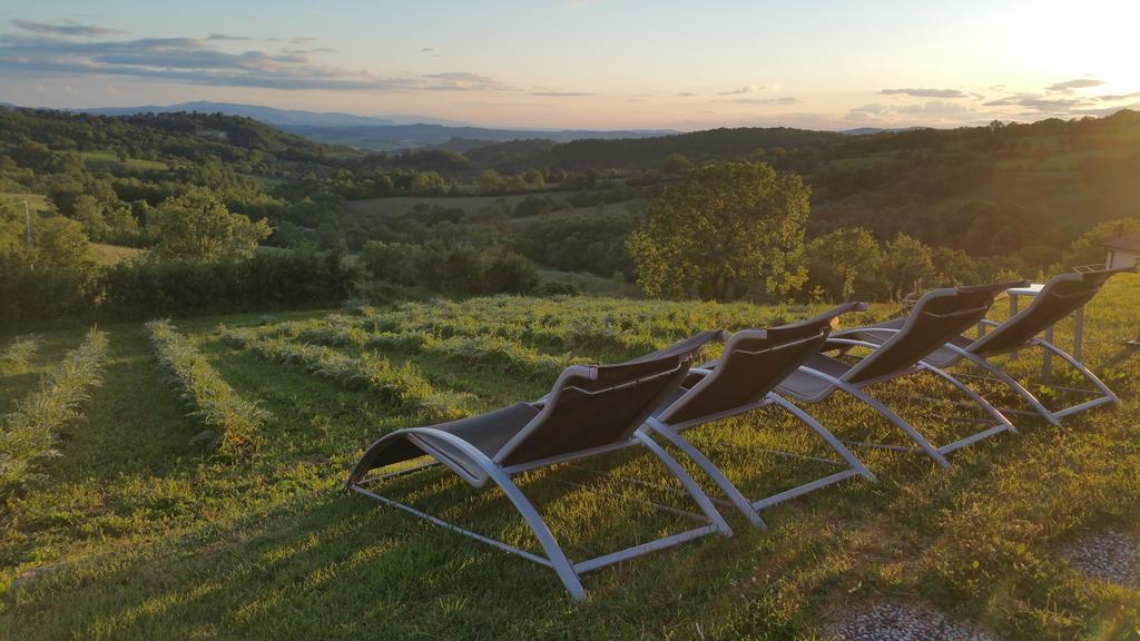 Agriturismo La Meria Semproniano Екстер'єр фото