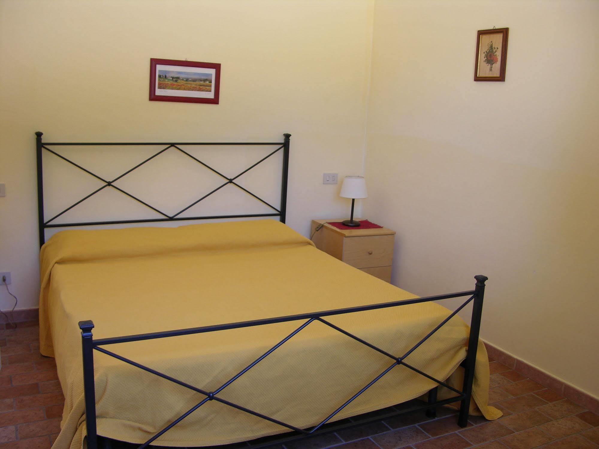 Agriturismo La Meria Semproniano Екстер'єр фото